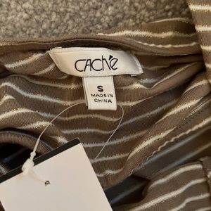 Beautiful Cache top size S